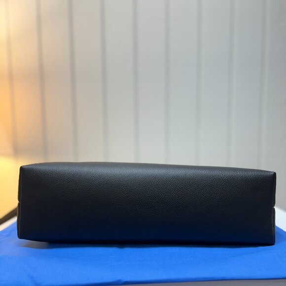 Baggu Recycled Leather Shoulder Bag - Black - Picture 3 of 9